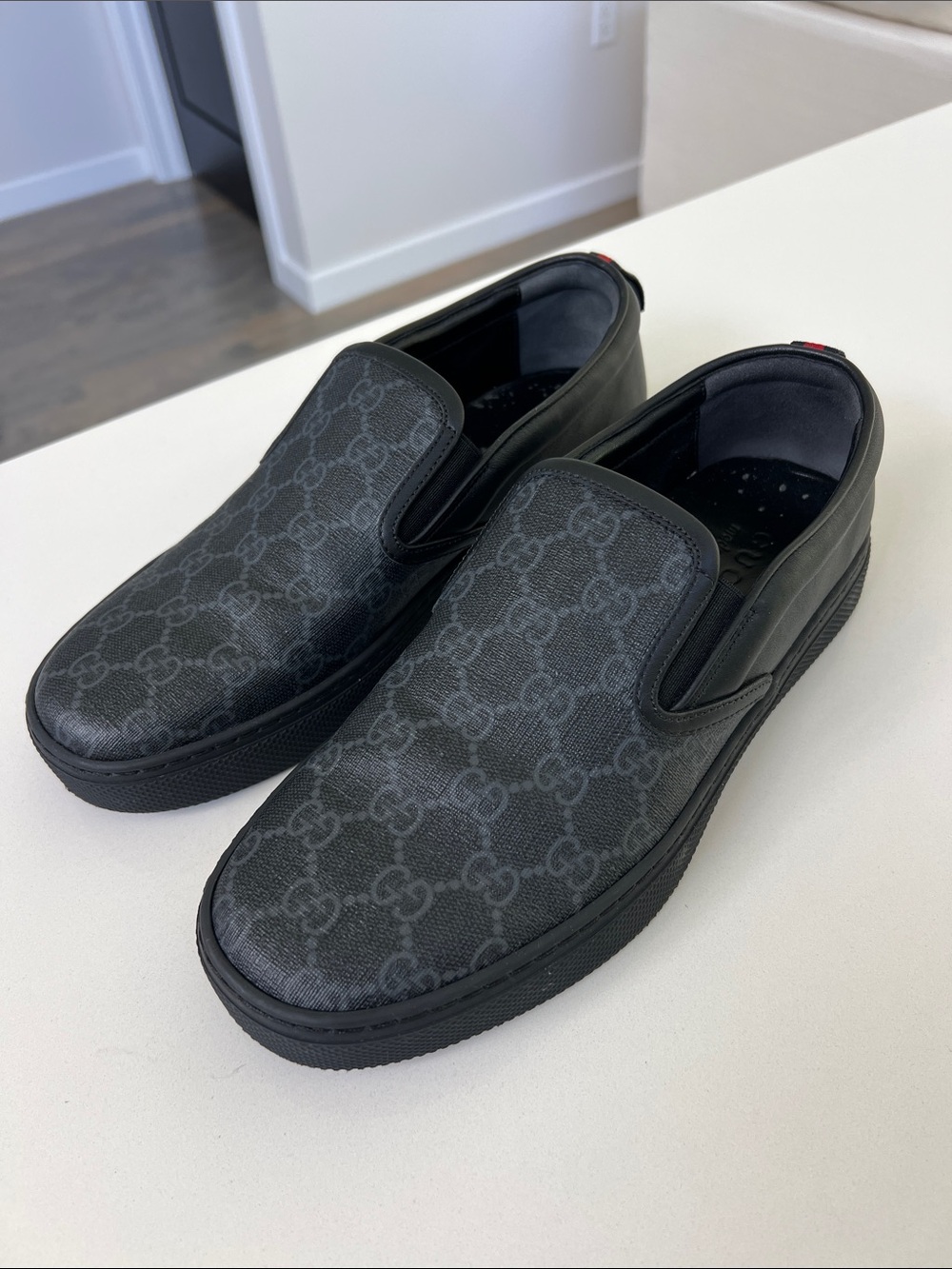 Gucci dublin GG logo supreme slip on sneakers shoes gray and black 36.5